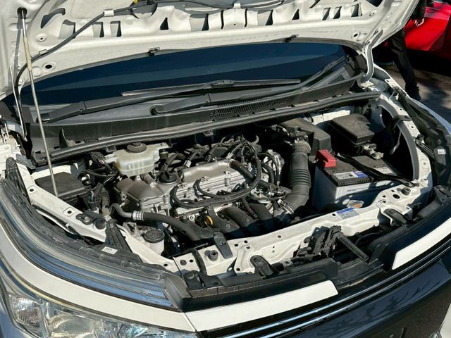 TOYOTA VOXY 2015 Image 31