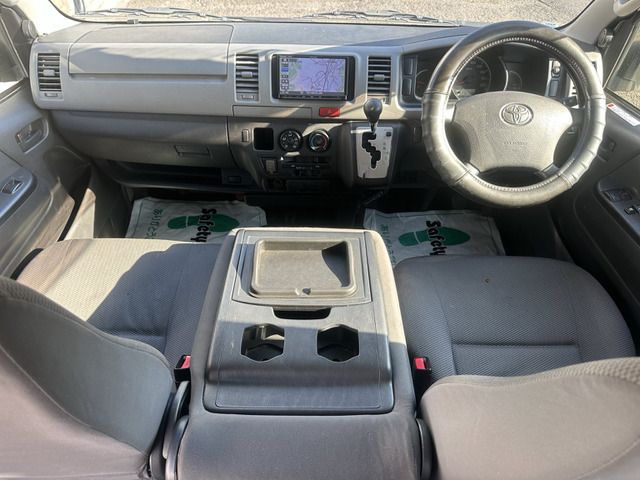 TOYOTA HIACE VAN 2WD 2013 Image 31