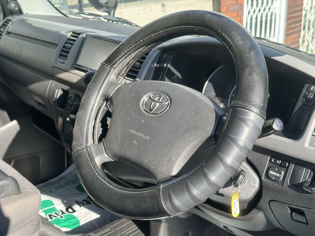 TOYOTA HIACE VAN 2WD 2013 Image 31