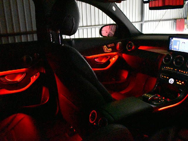 MERCEDES BENZ C CLAS 2019 Image 31