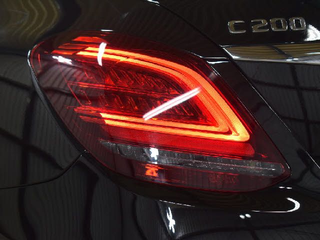 MERCEDES BENZ C CLAS 2019 Image 31