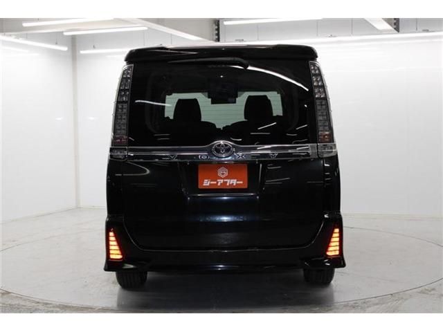 TOYOTA VOXY 2015 Image 31