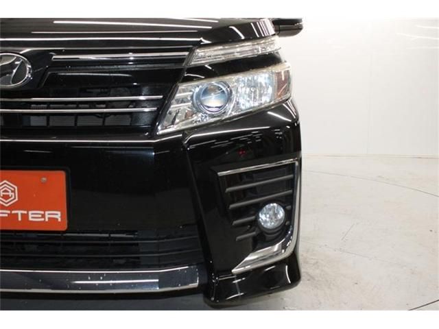 TOYOTA VOXY 2015 Image 31