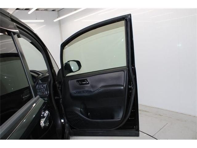 TOYOTA VOXY 2015 Image 31