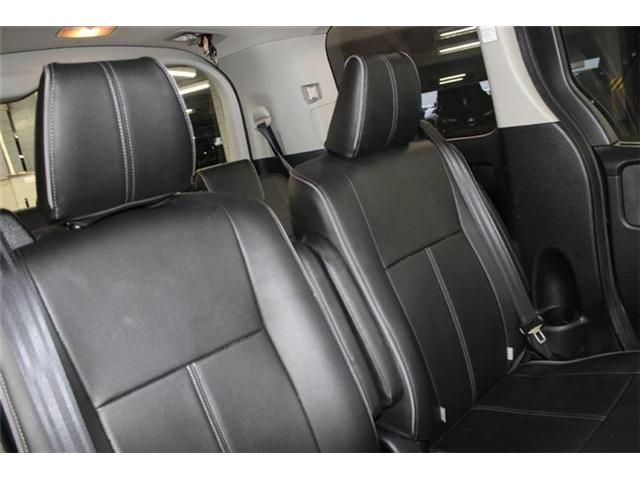 TOYOTA VOXY 2015 Image 31