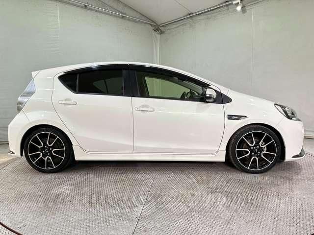 TOYOTA AQUA 2014 Image 31