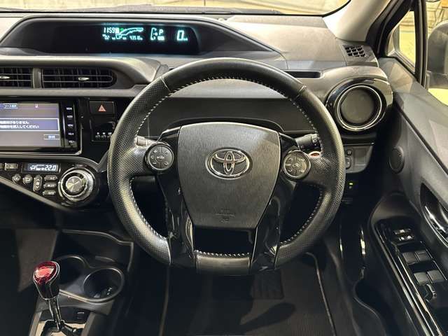 TOYOTA AQUA 2014 Image 31