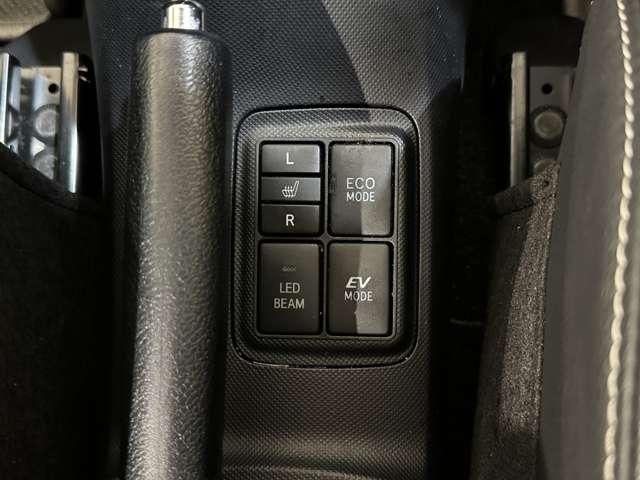 TOYOTA AQUA 2014 Image 31