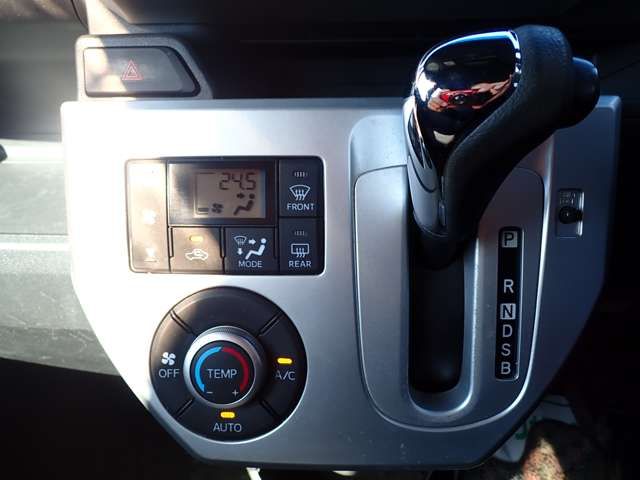 DAIHATSU WAKE 2014 Image 31