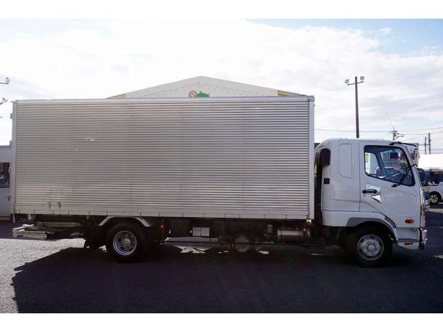 MITSUBISHI FUSOU FIGHTER 2016 Image 31