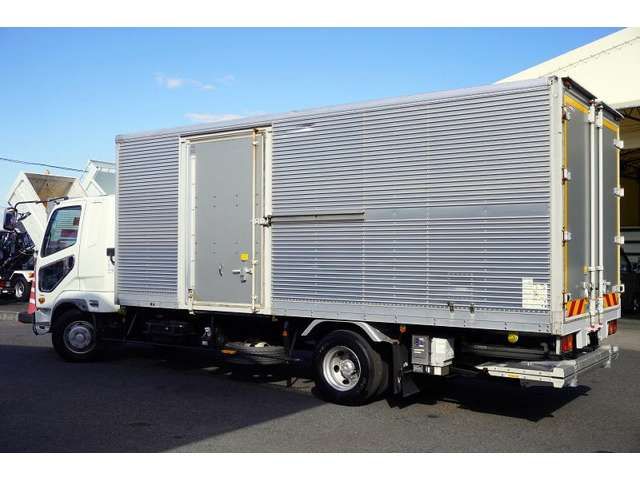 MITSUBISHI FUSOU FIGHTER 2016 Image 31