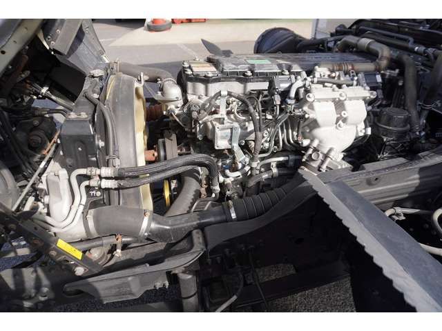 MITSUBISHI FUSOU FIGHTER 2016 Image 31