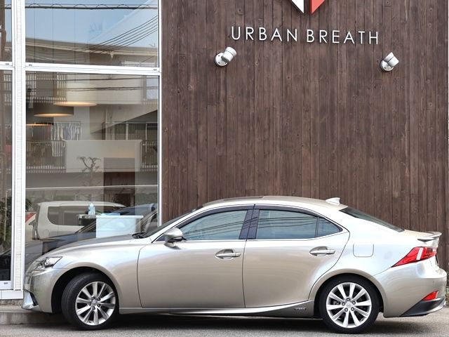 TOYOTA LEXUS IS300H 2013 Image 31