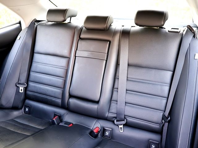 TOYOTA LEXUS IS300H 2013 Image 31