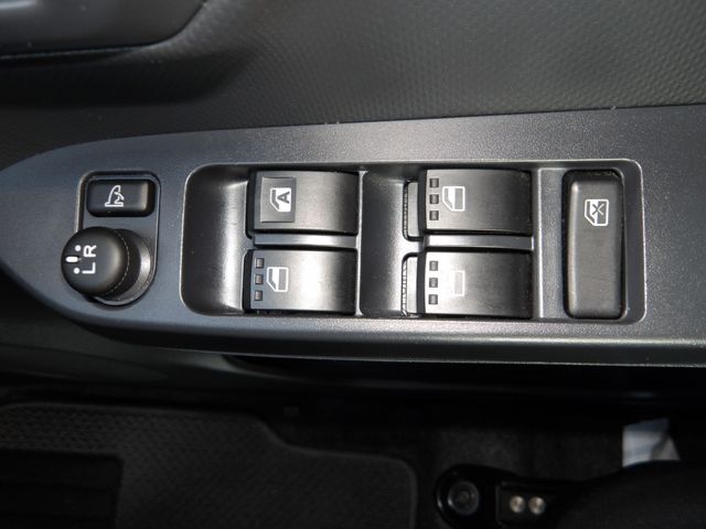 DAIHATSU MIRA E:S 2020 Image 31