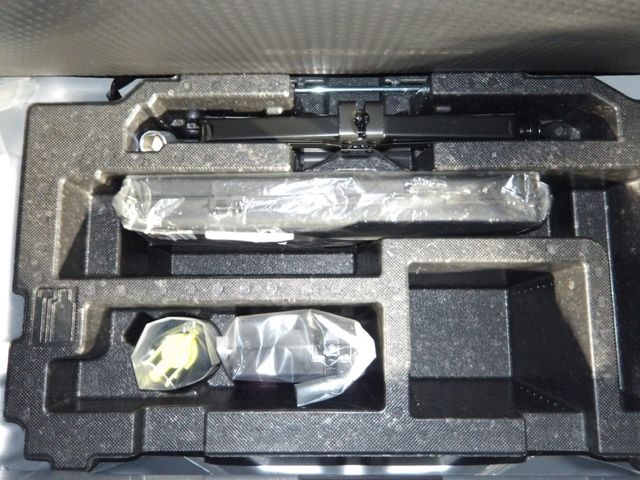 DAIHATSU MIRA E:S 2020 Image 31