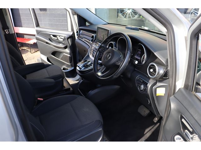 MERCEDES BENZ V CLAS 2015 Image 31