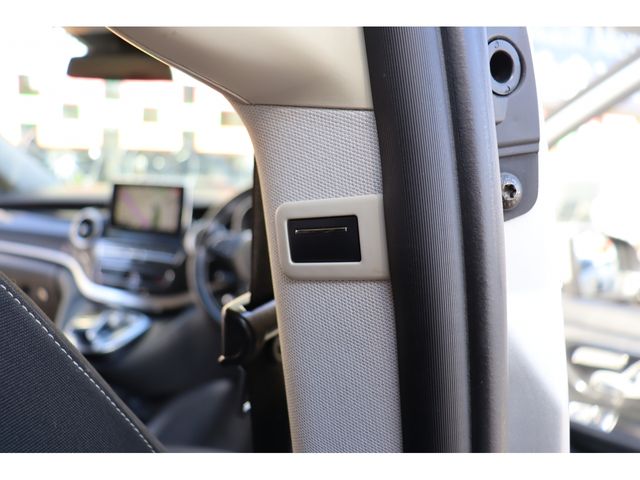 MERCEDES BENZ V CLAS 2015 Image 31