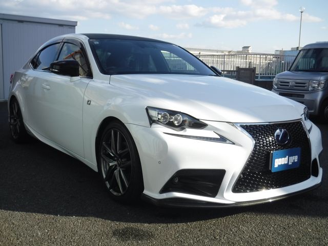 TOYOTA LEXUS IS300H 2015 Image 31