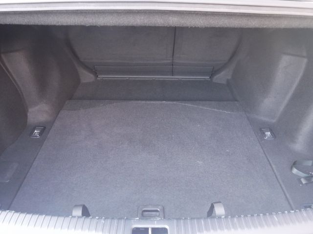 TOYOTA LEXUS IS300H 2015 Image 31