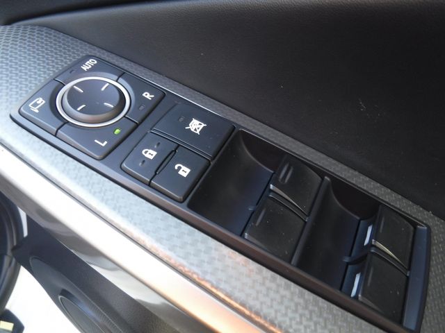 TOYOTA LEXUS IS300H 2015 Image 31