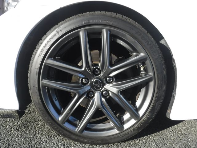 TOYOTA LEXUS IS300H 2015 Image 31