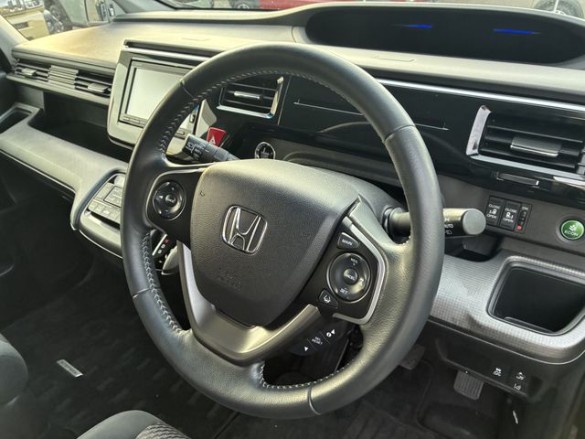 HONDA STEPWAGON SPADA 2016 Image 31