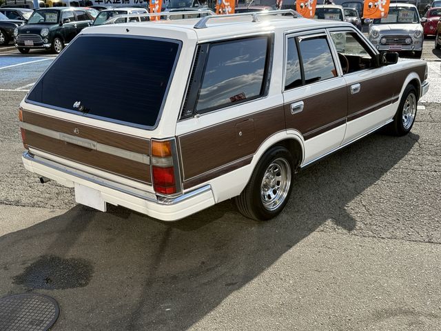 NISSAN GLORIA WAGON 1996 Image 31