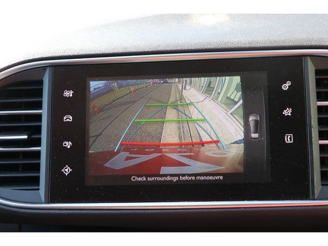PEUGEOT 308 2017 Image 31