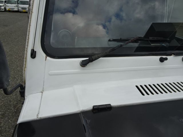 SUZUKI JIMNY VAN 4WD 1993 Image 31