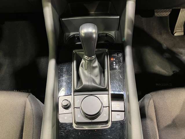 MAZDA 3 FASTBACK 2019 Image 31