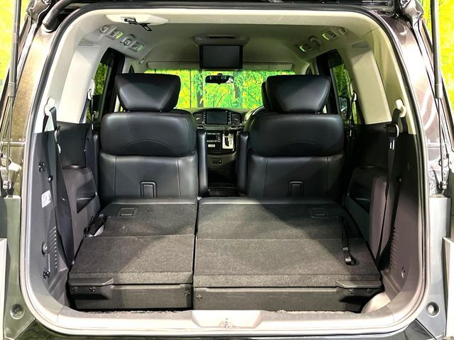 NISSAN ELGRAND 2016 Image 31