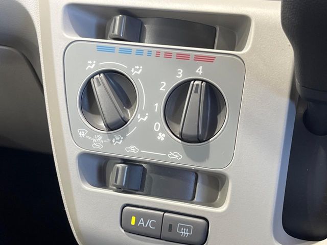 DAIHATSU MIRA E:S 2017 Image 31