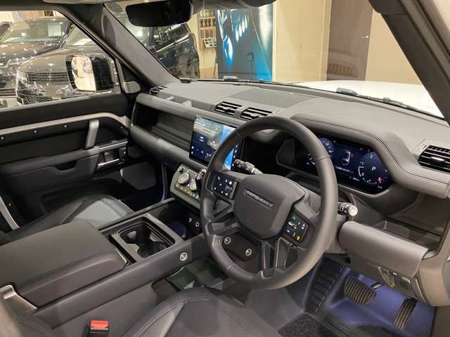 ROVER DEFENDER 2024 Image 31