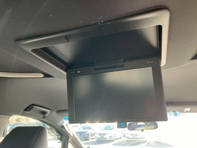 TOYOTA VELLFIRE 2017 Image 31