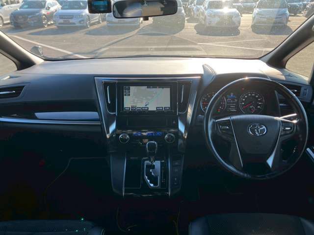 TOYOTA VELLFIRE 2017 Image 31