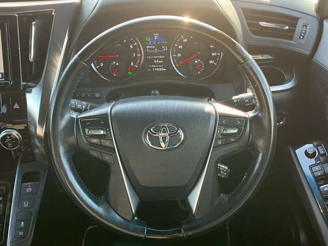 TOYOTA VELLFIRE 2017 Image 31