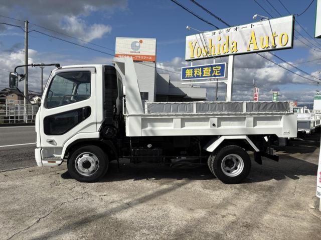 MITSUBISHI FUSOU FIGHTER 2011 Image 31