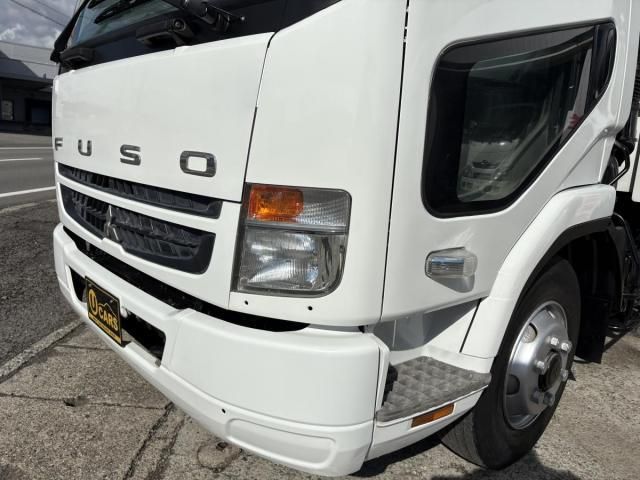 MITSUBISHI FUSOU FIGHTER 2011 Image 31