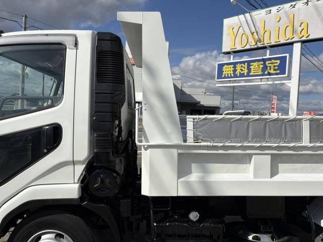 MITSUBISHI FUSOU FIGHTER 2011 Image 31