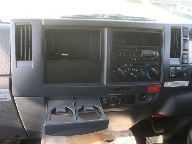 ISUZU ELF 2017 Image 31