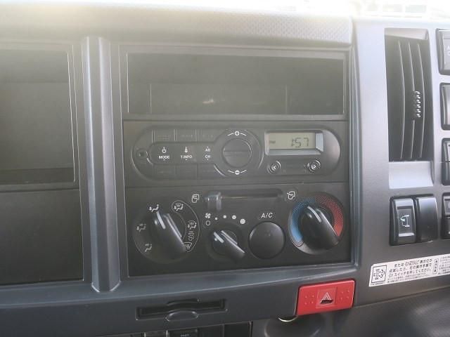 ISUZU ELF 2017 Image 31