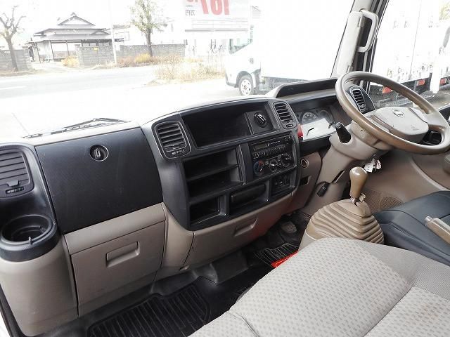 NISSAN ATLAS 2010 Image 31