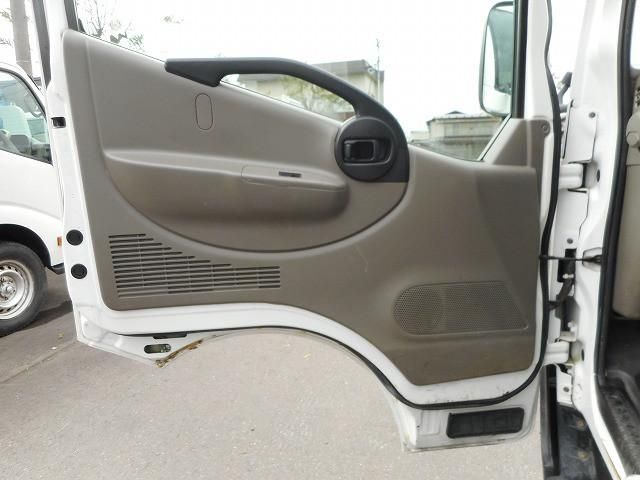 NISSAN ATLAS 2010 Image 31