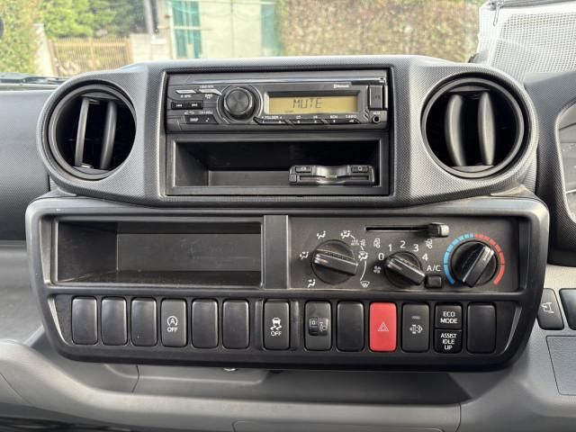 HINO DUTRO 2020 Image 31