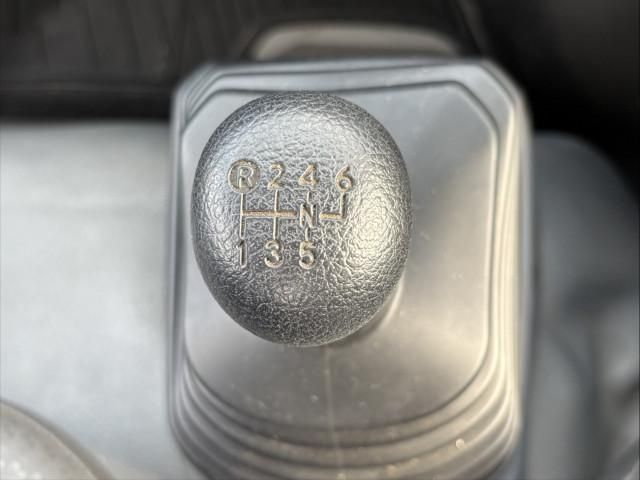 HINO DUTRO 2020 Image 31