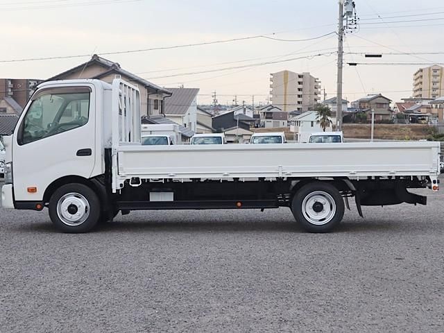 HINO DUTRO 2020 Image 31