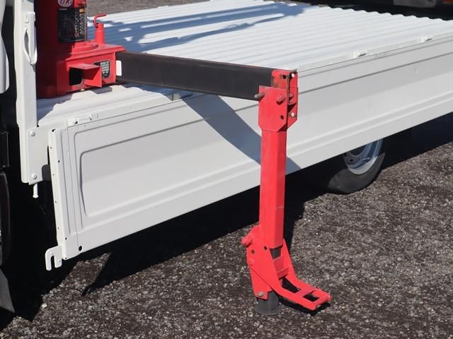 TOYOTA DYNA 2018 Image 31