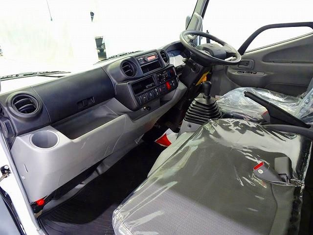 HINO DUTRO 2024 Image 31