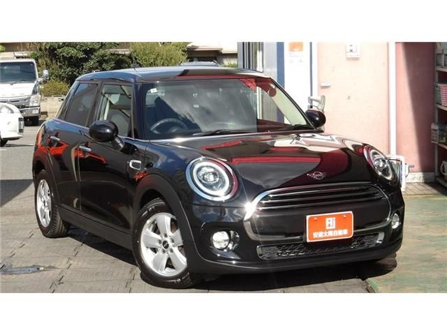 BMW MINI ONE 5DOOR 2019 Image 31